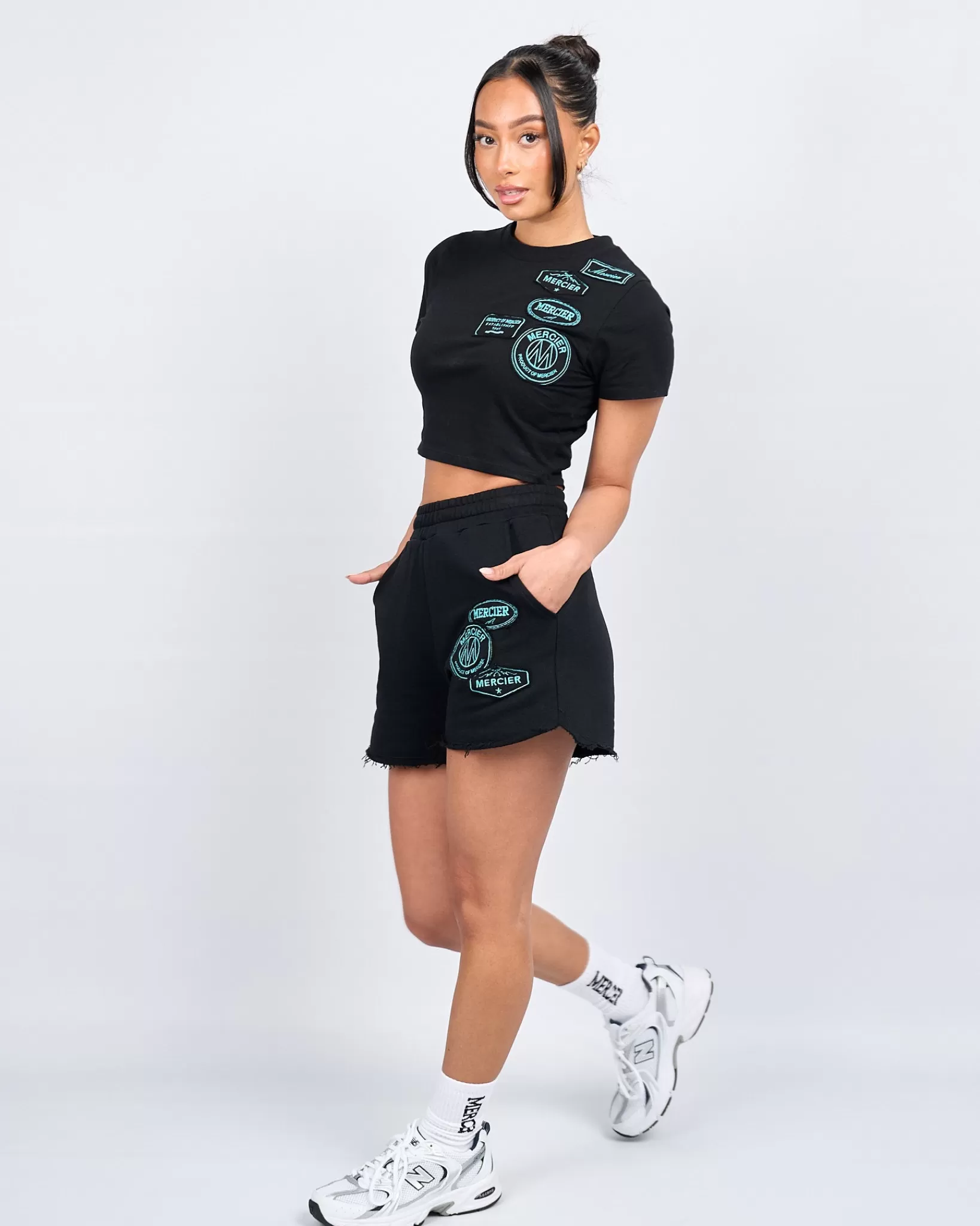 Shop Mercier Distintivo Tiffany OG nero da donna Raw Edge corto