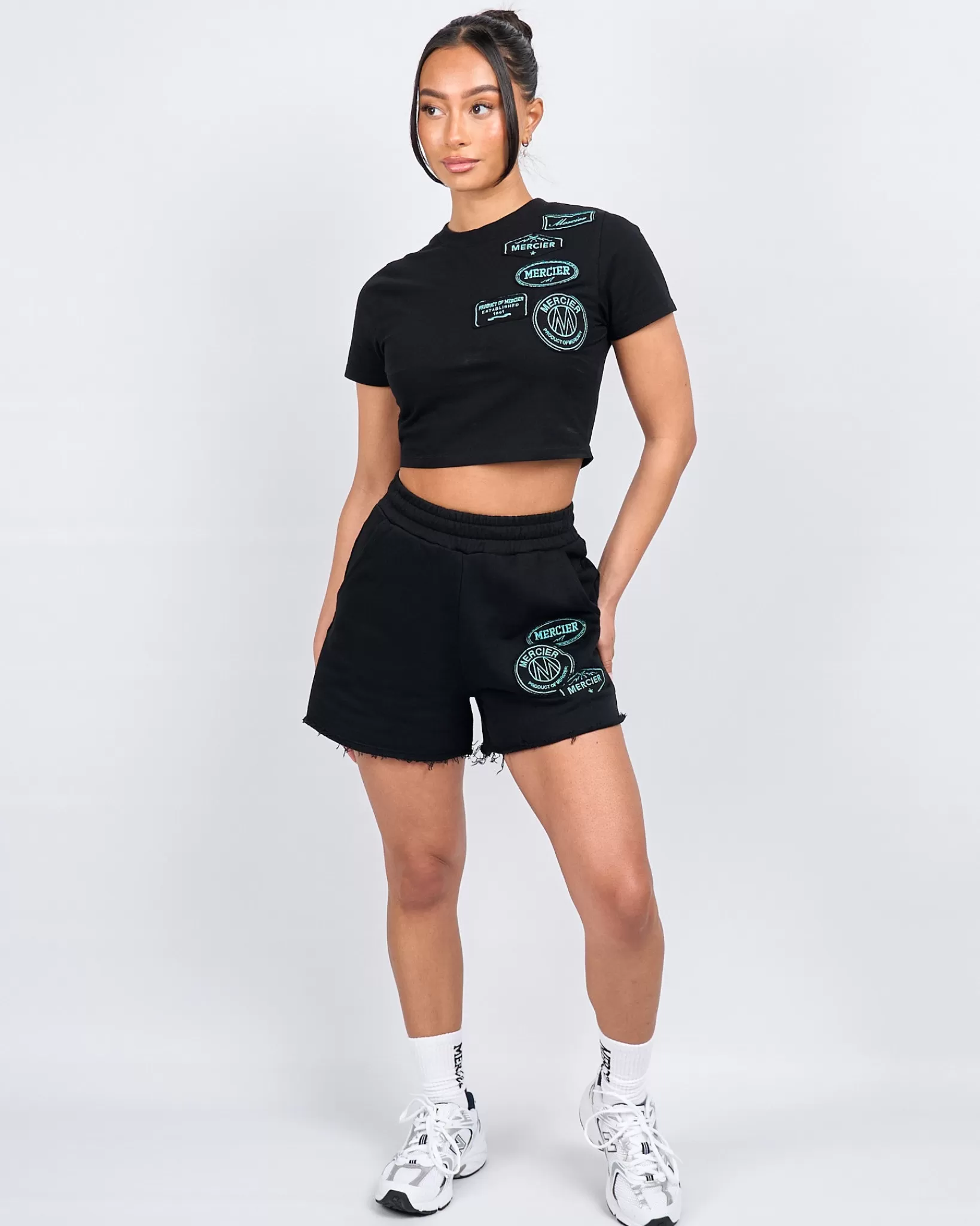 Shop Mercier Distintivo Tiffany OG nero da donna Raw Edge corto