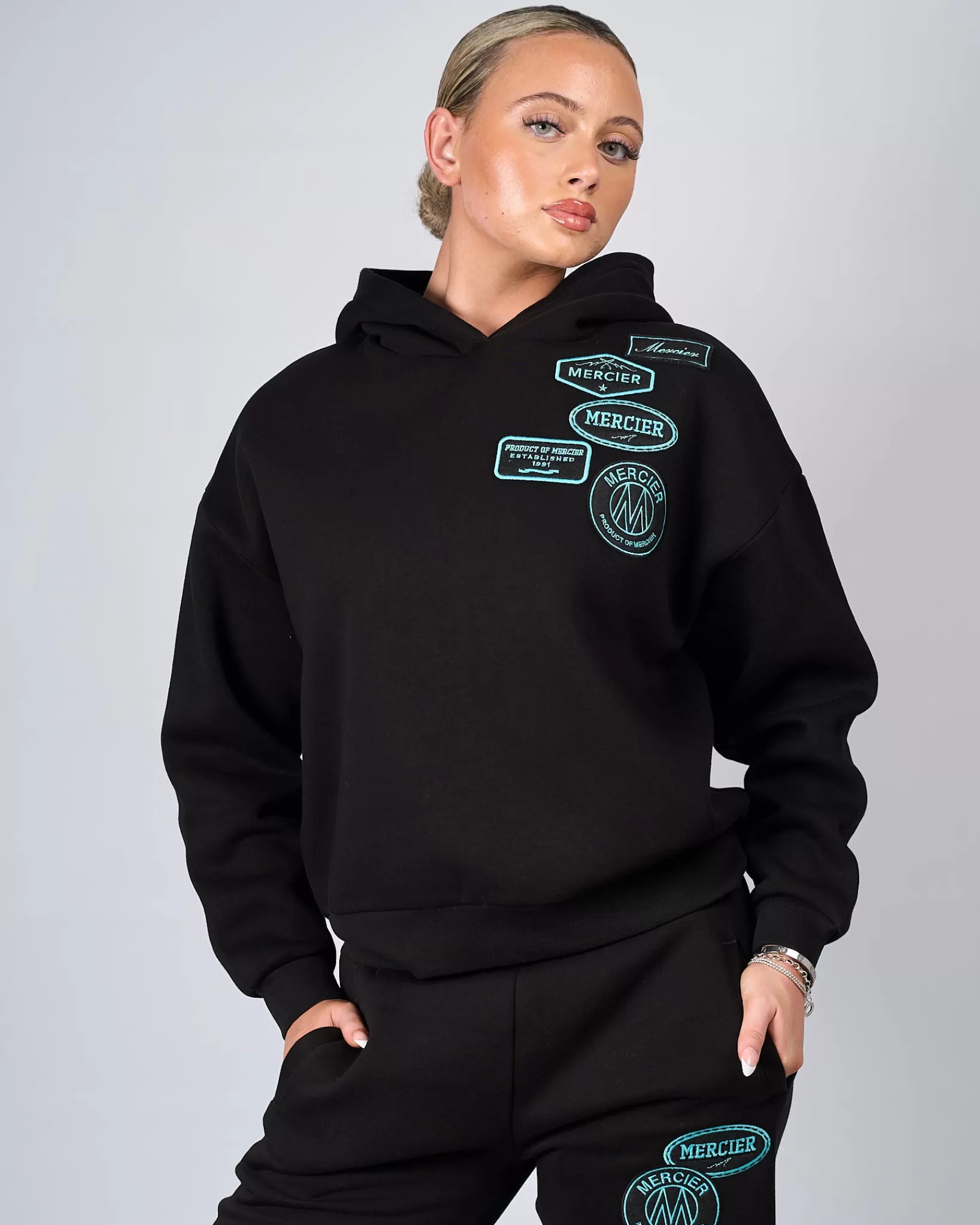 Shop Mercier Felpa con cappuccio con badge Tiffany OG nera da donna